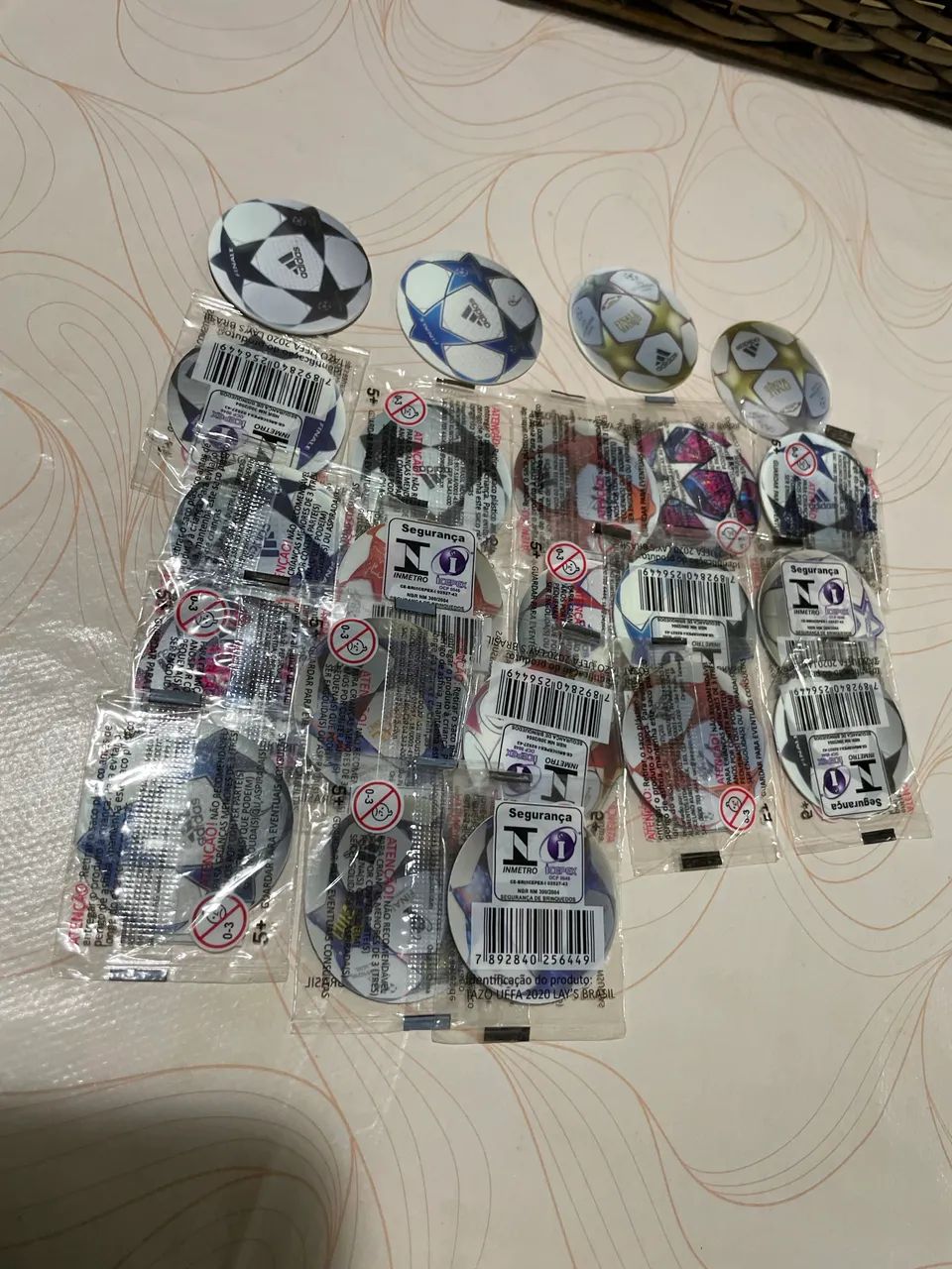 Lote de 32 tazos Elma Chips