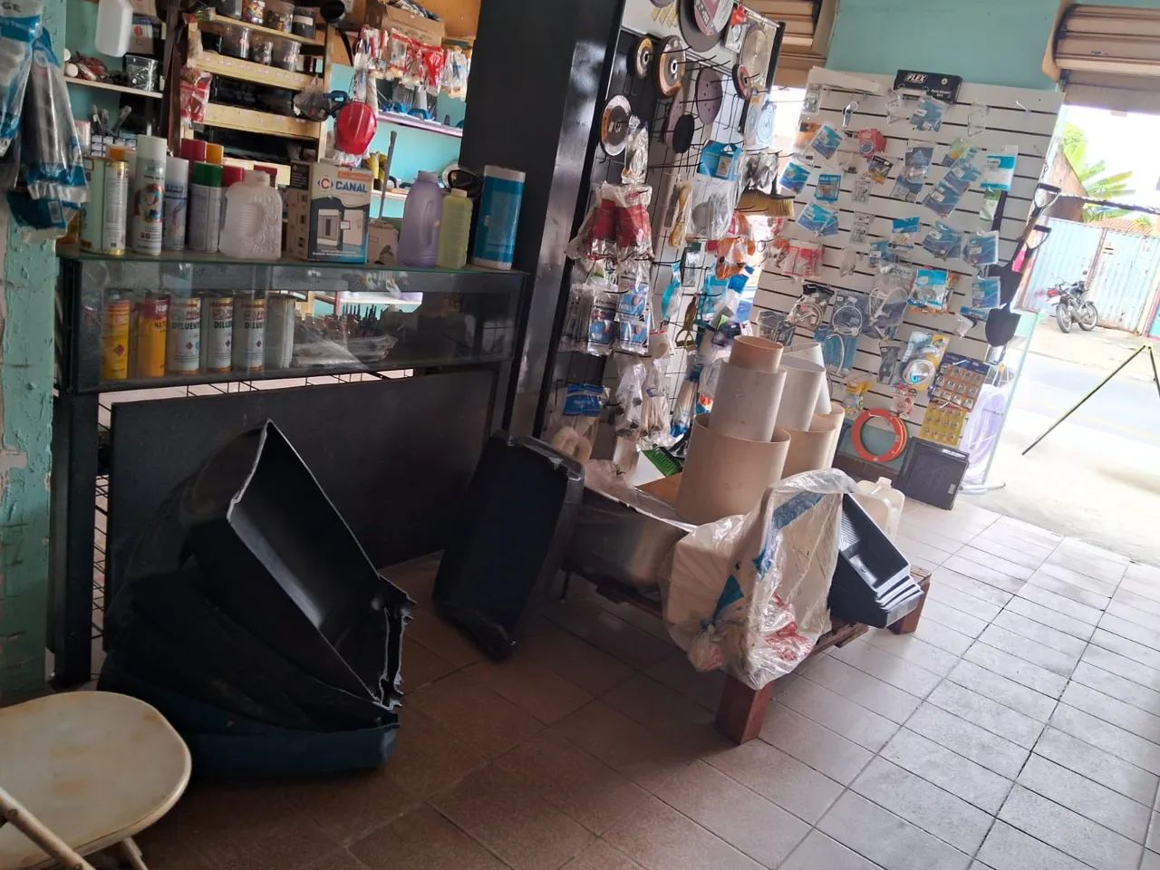 FERRAGISTA,MONTADA VENDO OU TROCO , PRONTA PARA TRABALHAR  - Foto 2