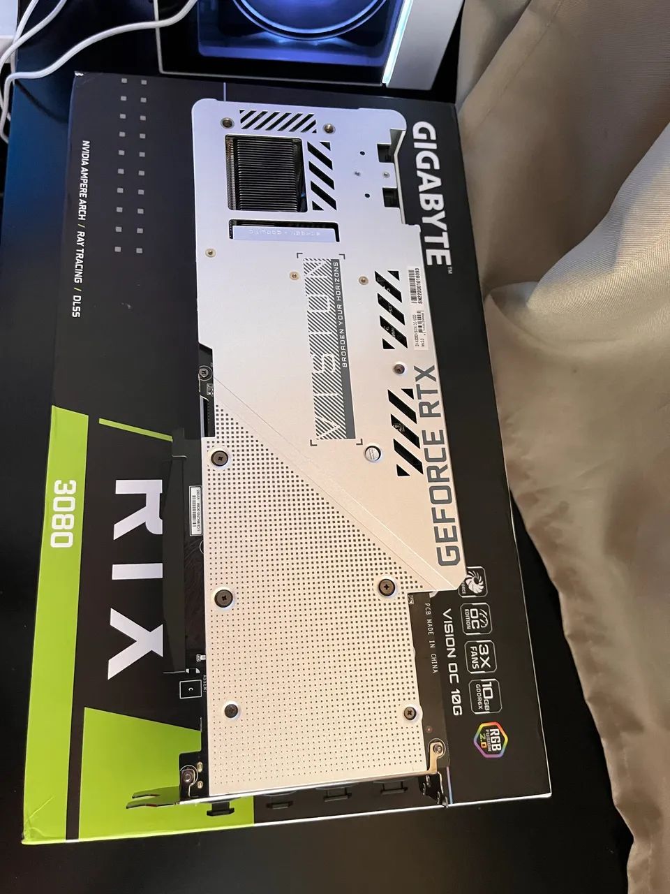 Placa de vídeo NVidea RTX 3080 10GB Giga byte white  - Foto 4