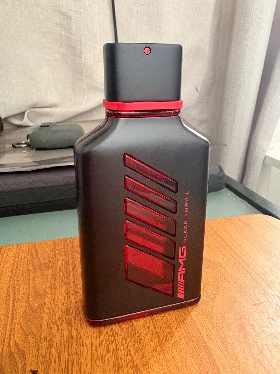 Perfume Mercedes Amg Black Thrill EDP - Foto 2