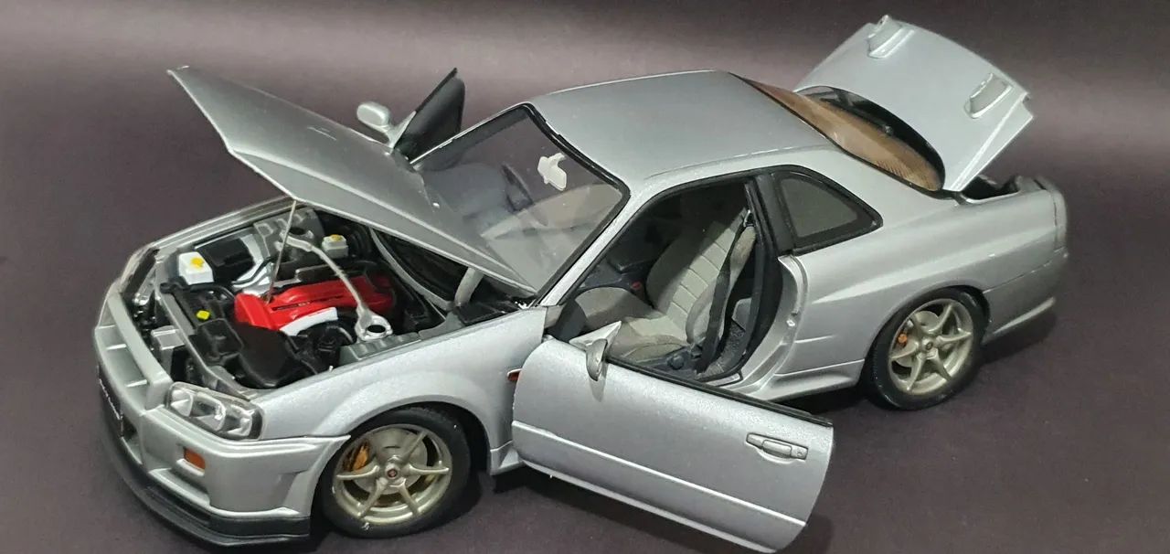 Nissan Skyline GT-R (R34) Autoart 1/18 - Hobbies e coleções