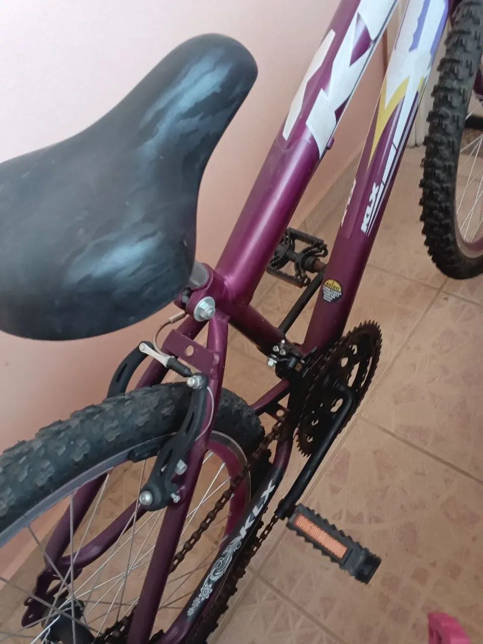 Bicicleta aro 24 Klx com marcha - Foto 3