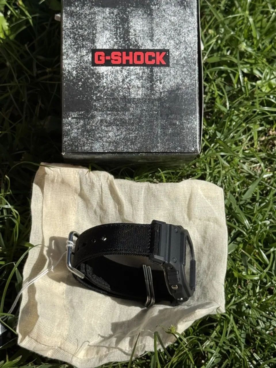 Relogio Casio G-shock Dw-5600 com pulseira de nylon - Foto 3