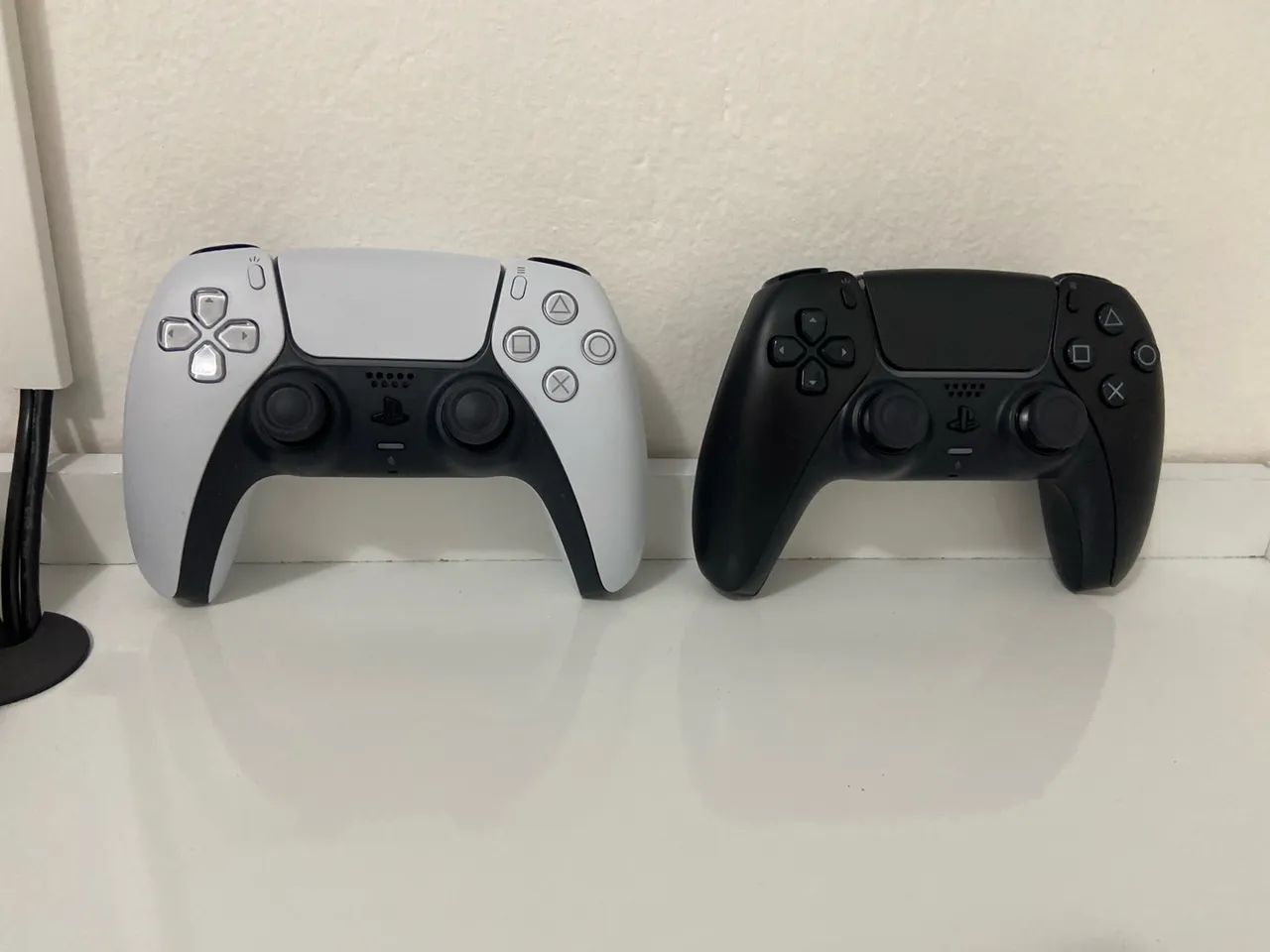 ? PS5 DIGITAL 1 TB + 2 CONTROLES - Foto 2