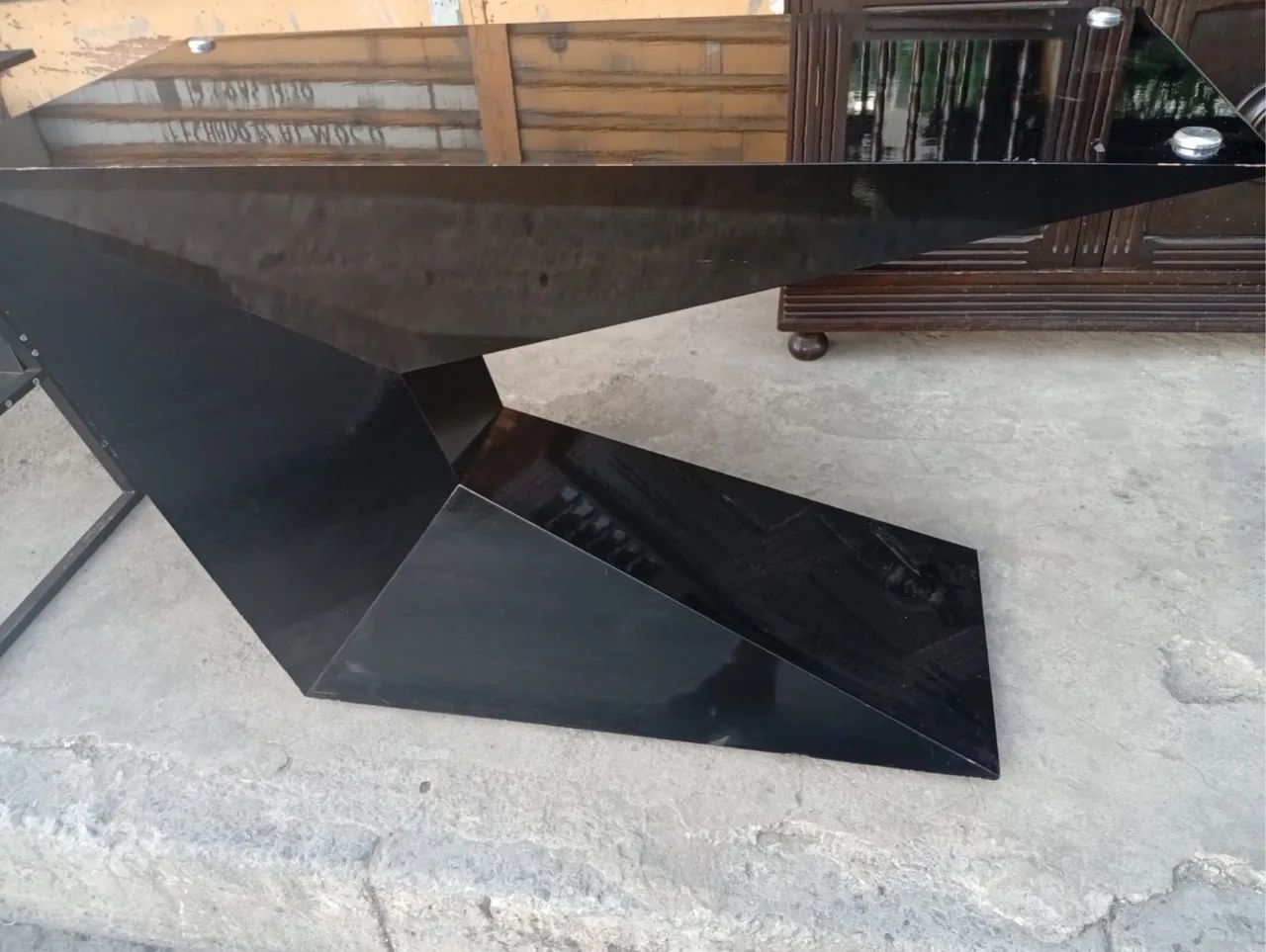 Mesa escritório escolar preto com brilho em madeira 