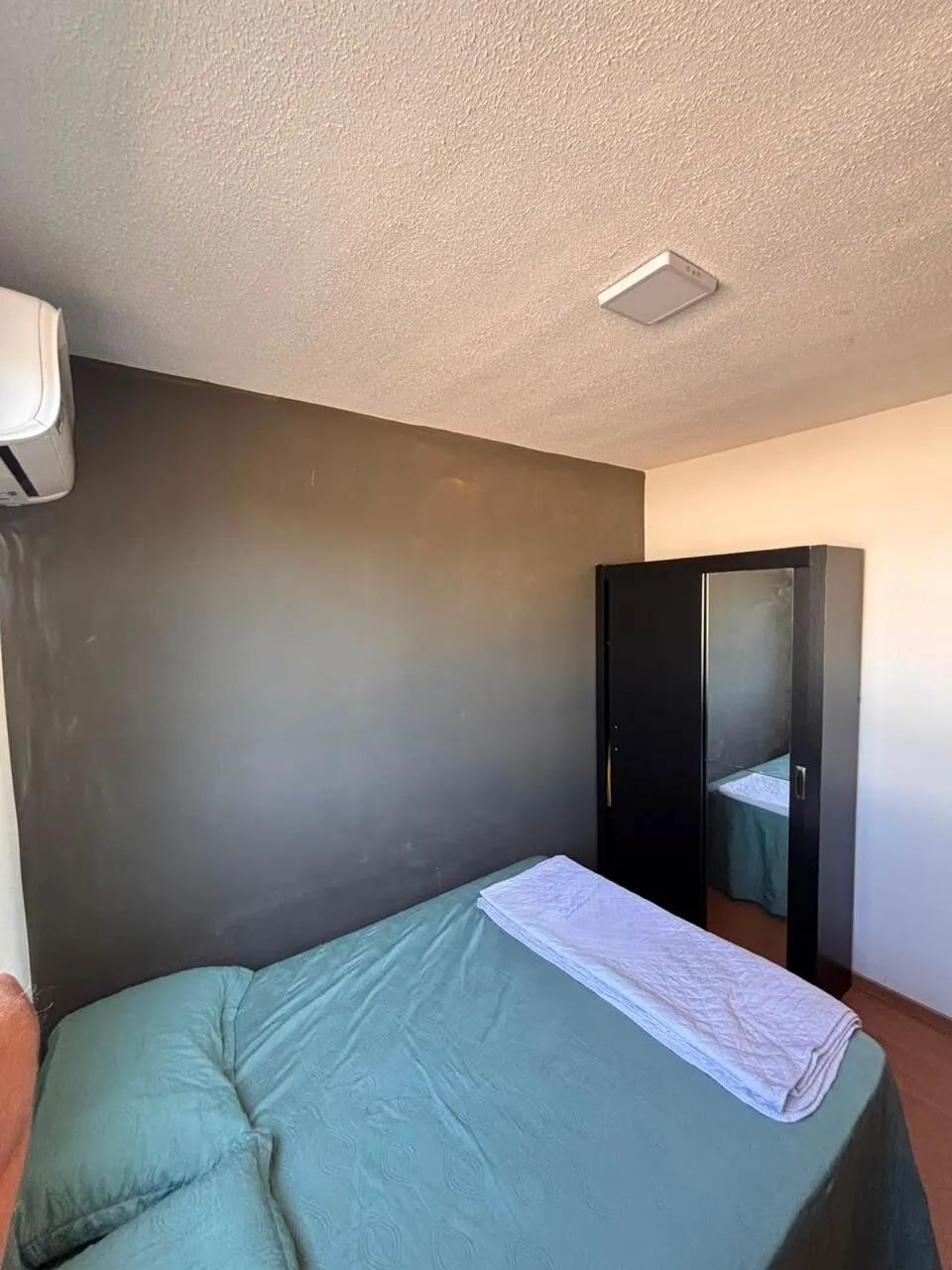 Apartamento mobiliado no Chapada do Bosque - Foto 4