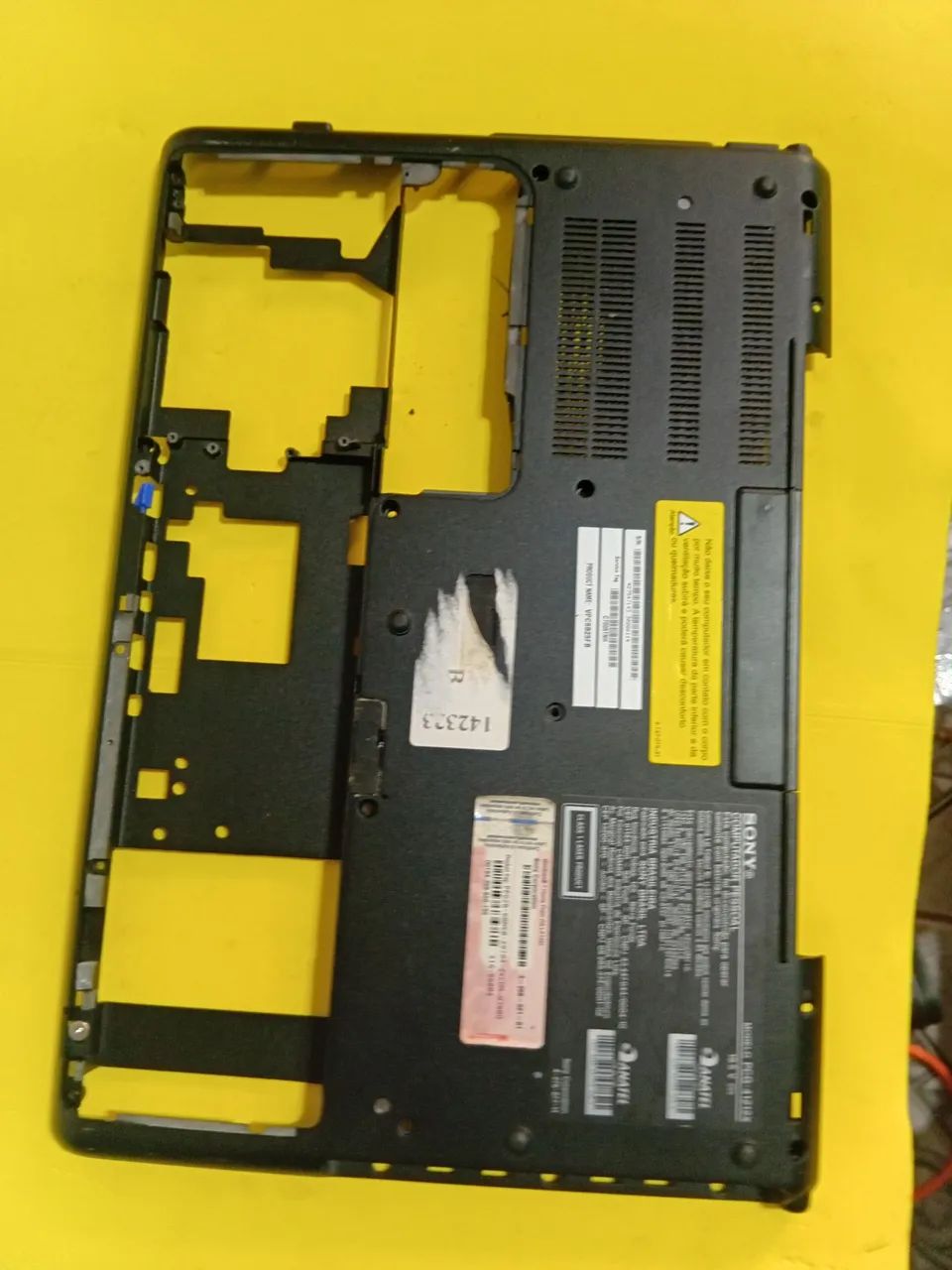 Base  inferior  notebook  sonyvaio PCG-41212 