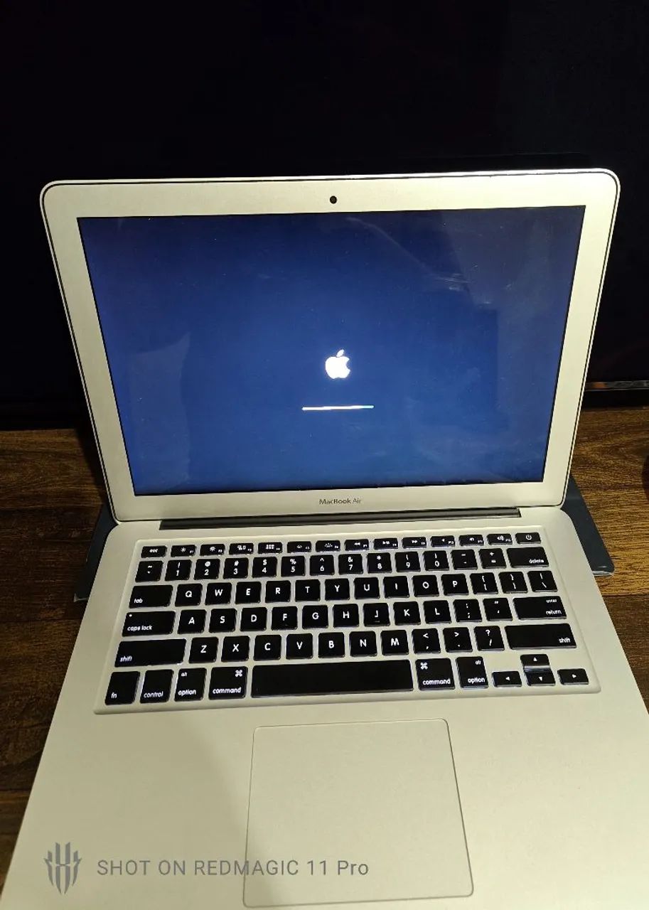Macbook Air 13 polegadas modelo 2017 - Foto 2