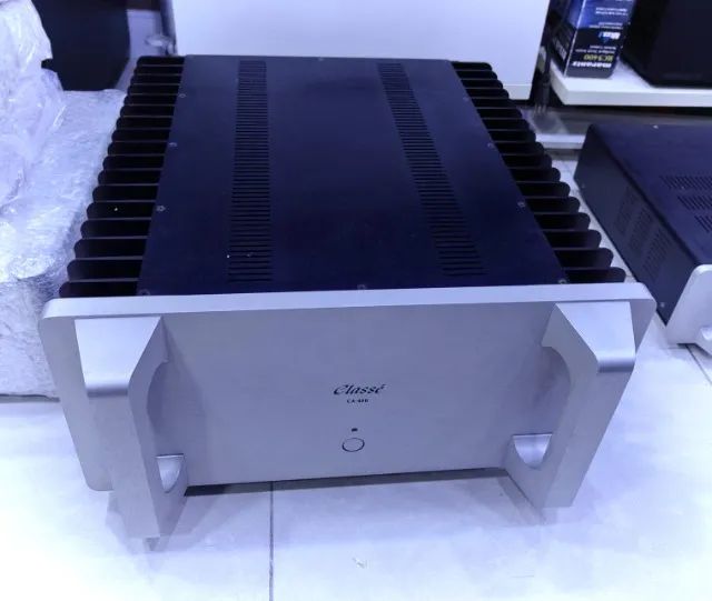 AMPLIFICADOR MONSTER CLASSE MODELO CA-400
