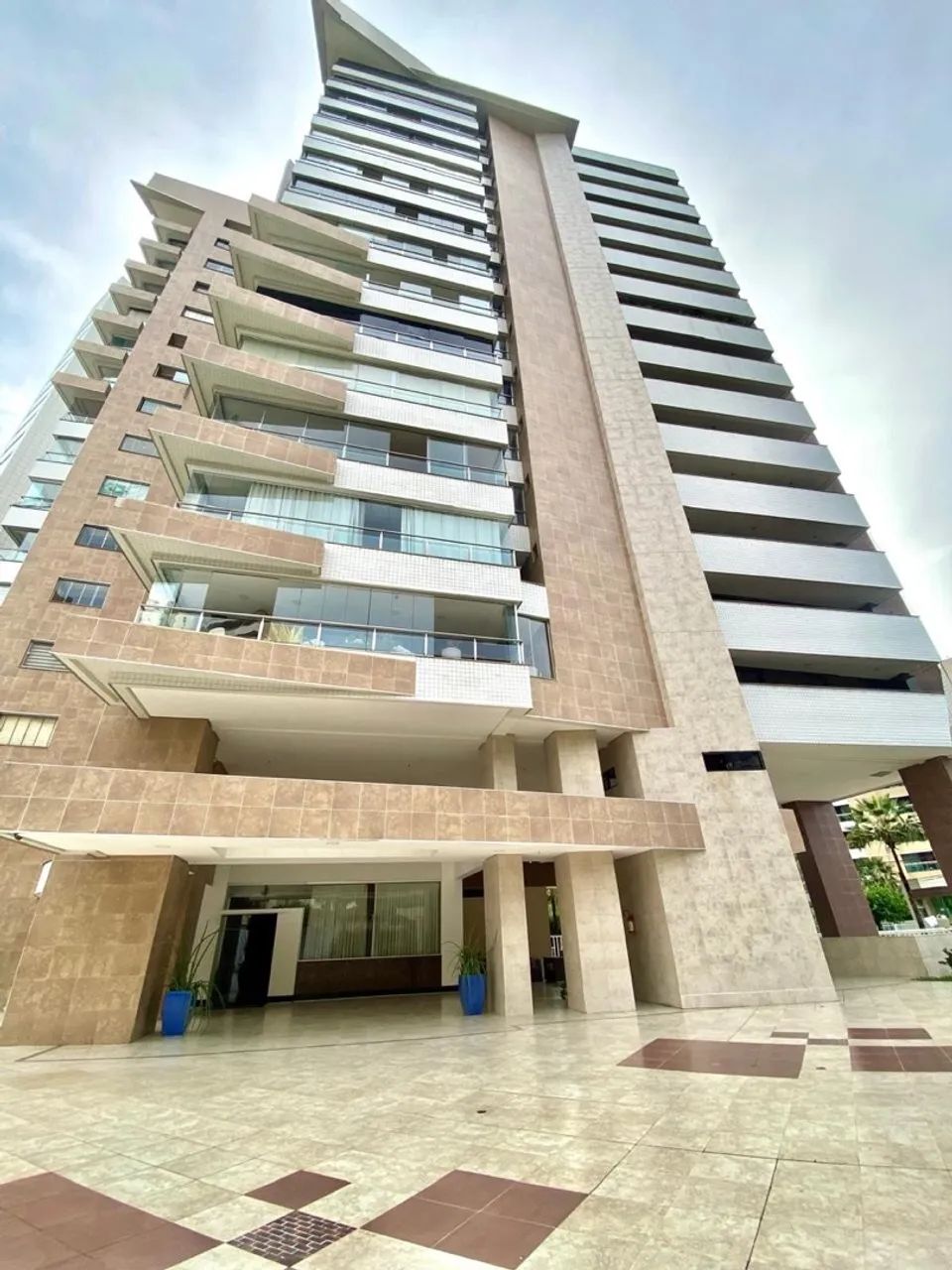Apartamento no Guararapes - 310m²