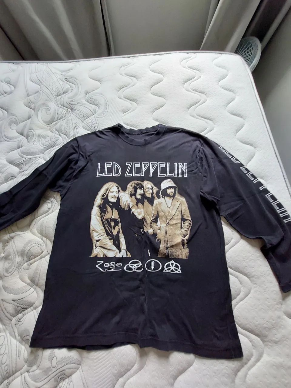 Camisetas de Banda de Rock, Tamanhos M e G. - Foto 5