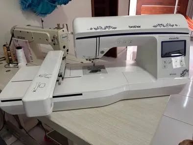 Máquina de Bordar Brother