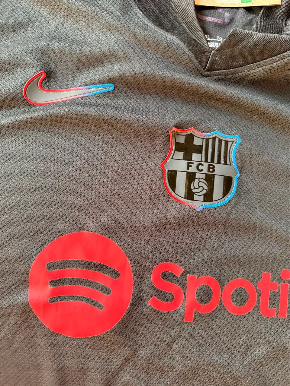 Camiseta Barcelona Black Edition - Foto 4
