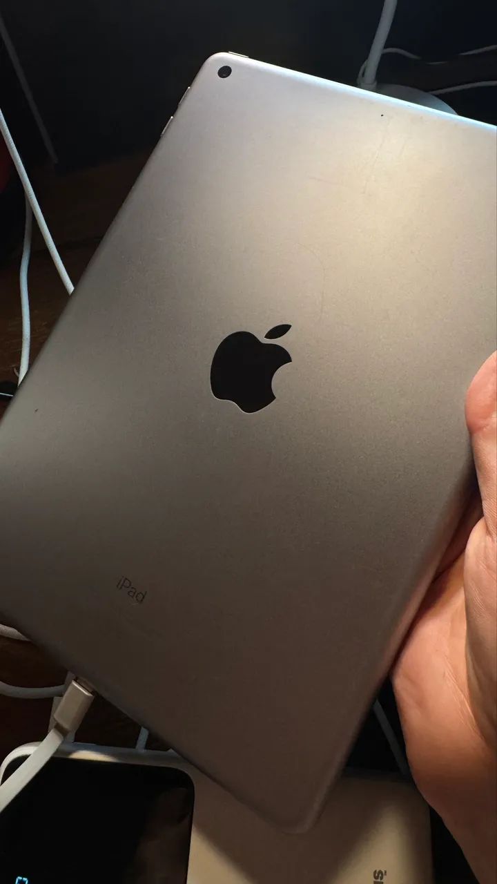 iPad 6 geração 32g branco e prata - Foto 4
