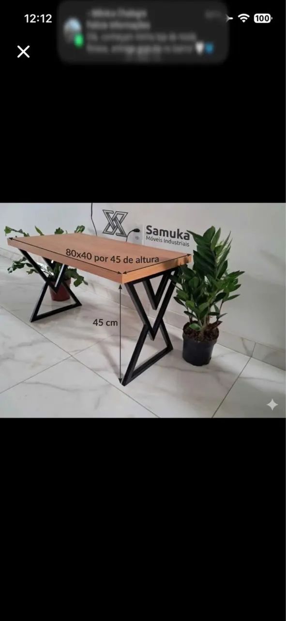 Mesa de centro ou de cabeceira 