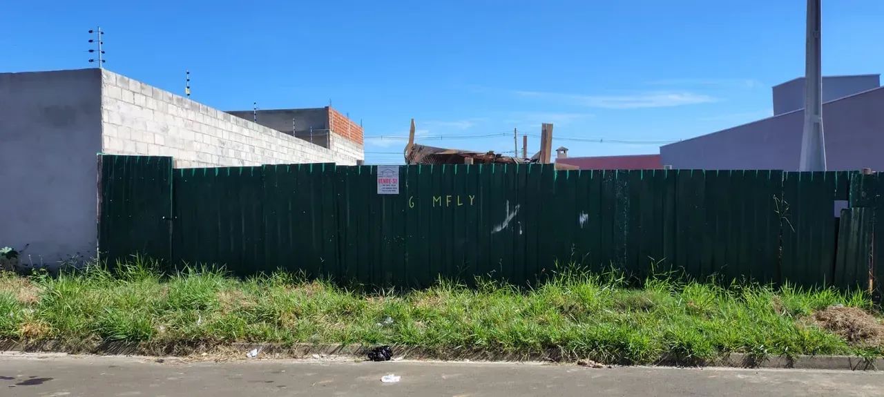 Terreno no bairro Nova Veneza.