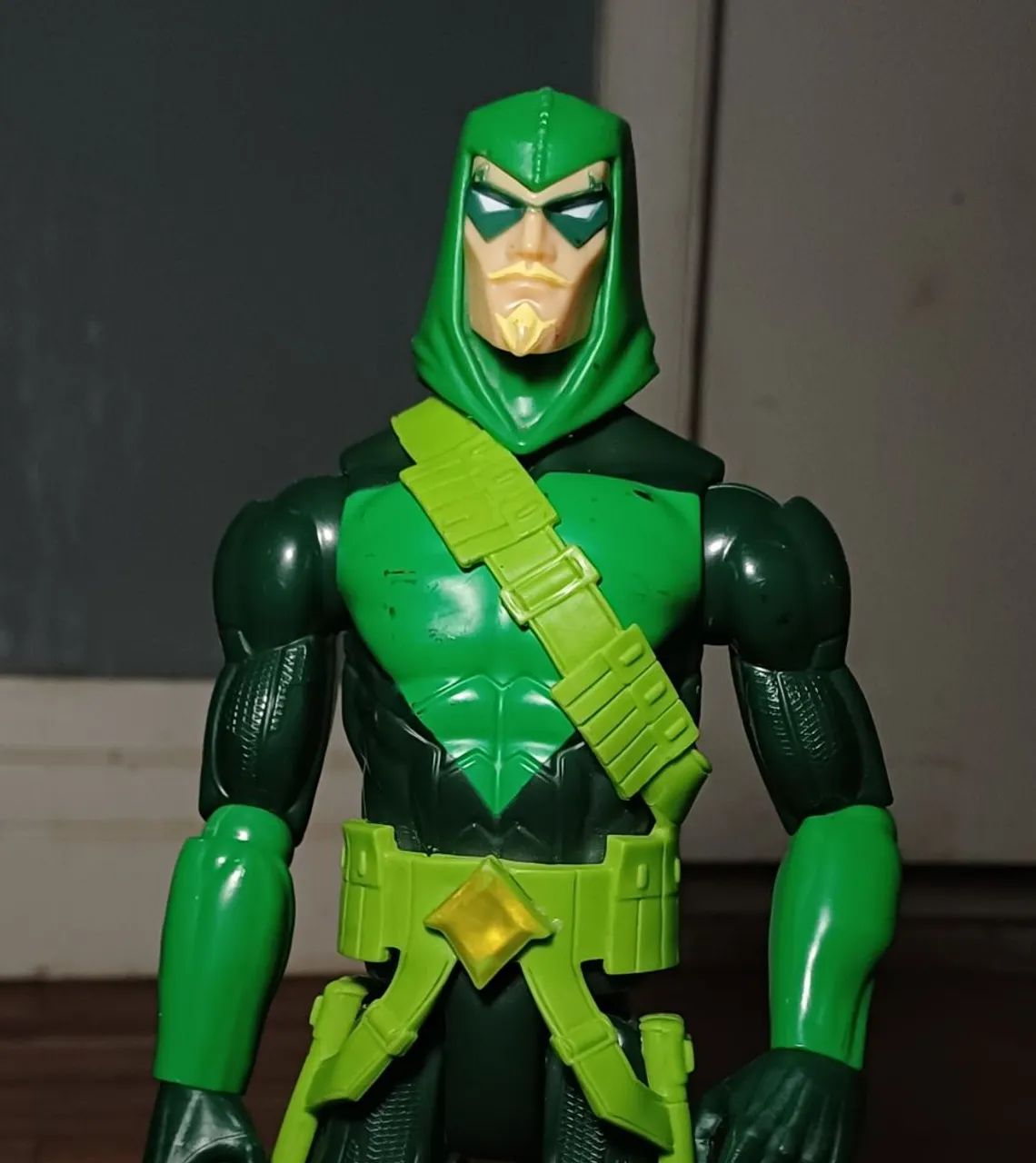 Boneco Arqueiro Verde Green Arrow DC Comics Mattel 30cm - Foto 3