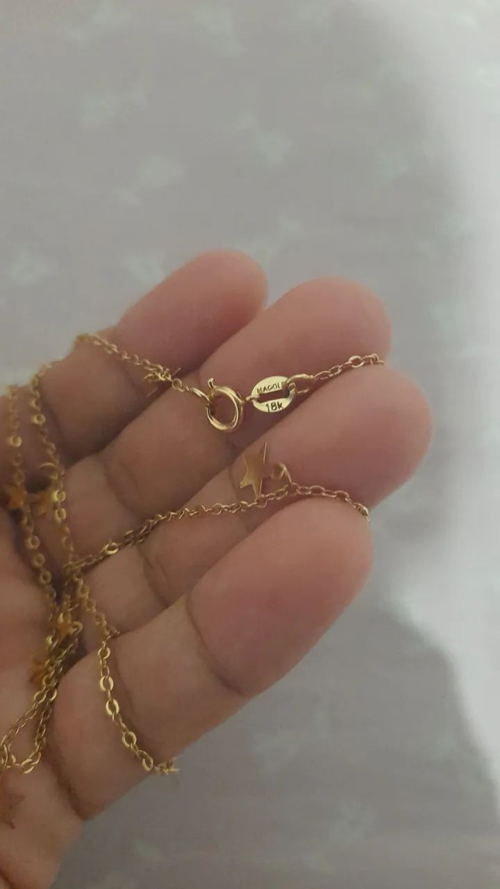 "Cordão Feminino Malgod".