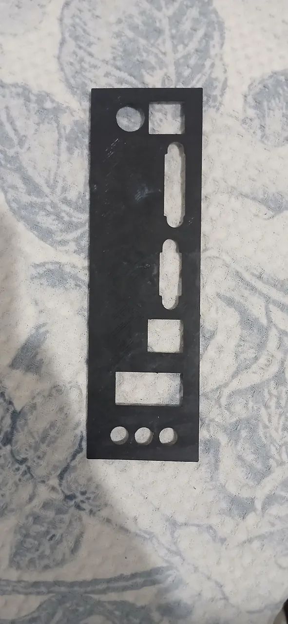 Espelho da placa mãe P8h61m LE/BR (SÓ O ESPELHO). - Foto 3