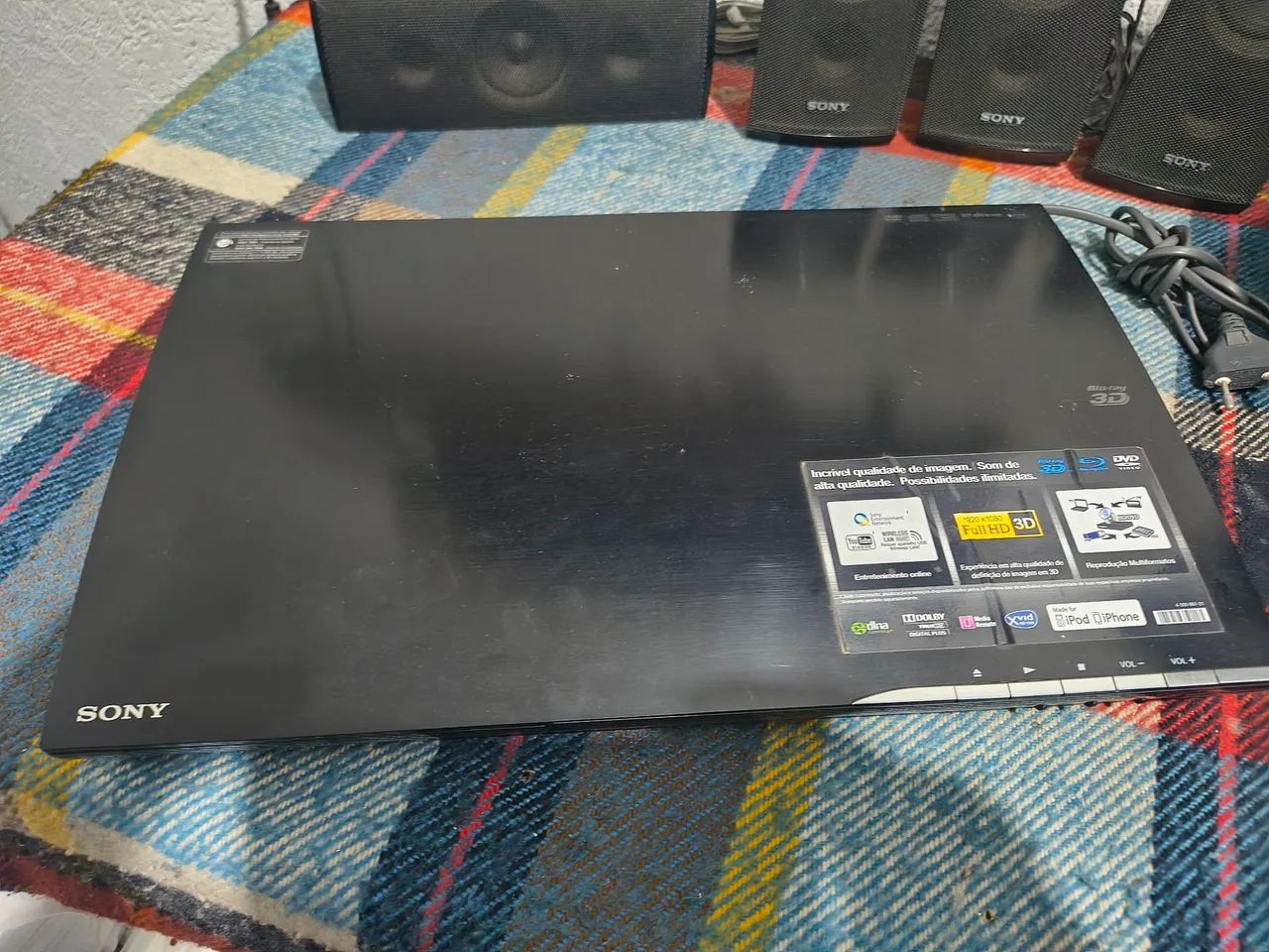 Vendo Home Theater Sony integrado com Blu-Ray e com 6 caixas ok. - Foto 2