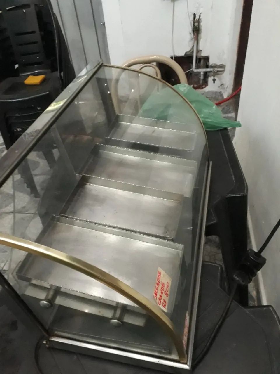 Estufa salgados 