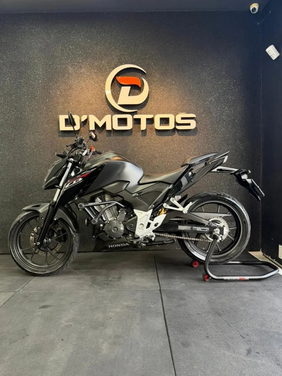 HONDA CB 300F - 2025
