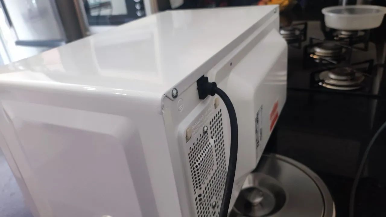 Microondas Eletrolux 20 litros  - Foto 3