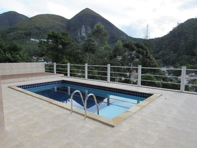 Linda residência com 5 quartos no Vale dos Pinheiros - NF/RJ - Foto 3