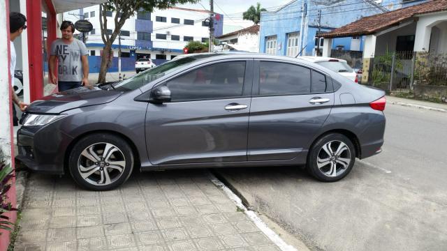 Honda City EX - oportunidade! Carro de mulher