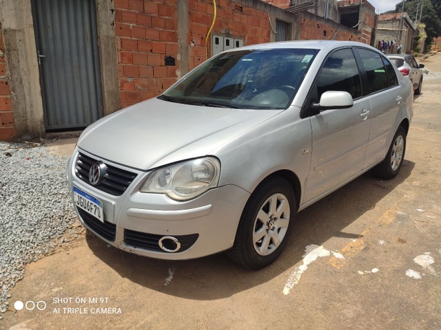 vw polo sedan 2.0