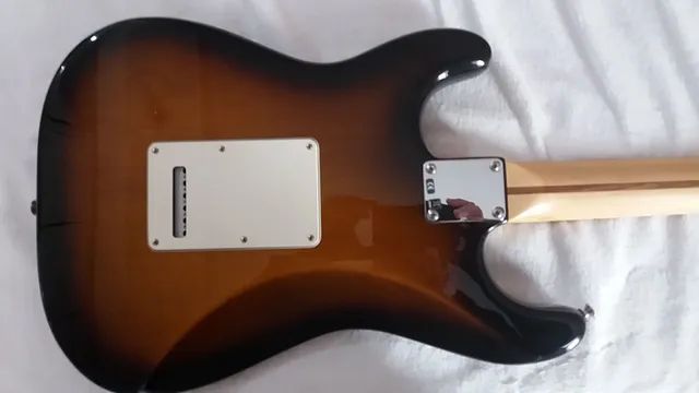 Guitarra Fender Stratocaster Americana - Foto 4