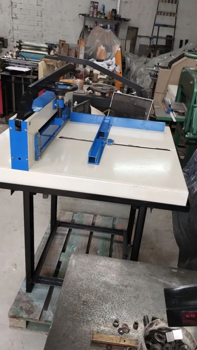 Guilhotina manual JCV 70 de boca para gráfica  - Foto 6