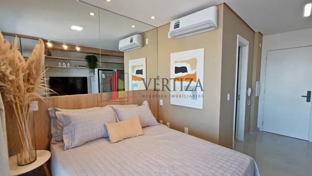 Studio MOBILIADO para locação com 24m² em Moema