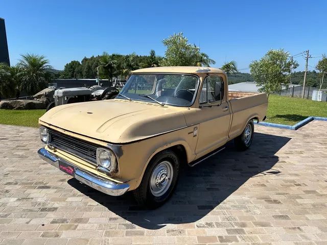 Chevrolet C-10 de Luxe 2.5/4.1 1976