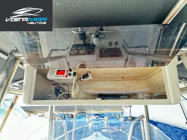 Lancha Fishing 26 com motor Mercury 4T  - Foto 11