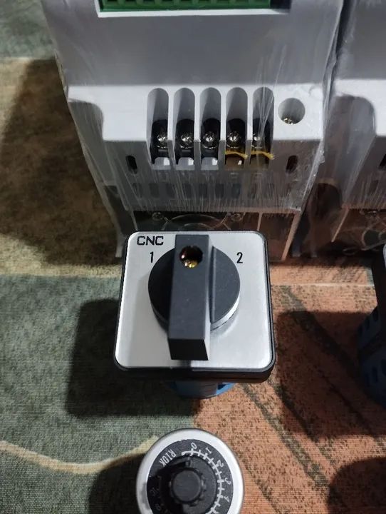 Inversor de frequência 2.2kw 10A 3 CV 220v  - Foto 2