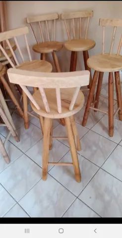 Banquetas de madeira maciça com encosto - Foto 5