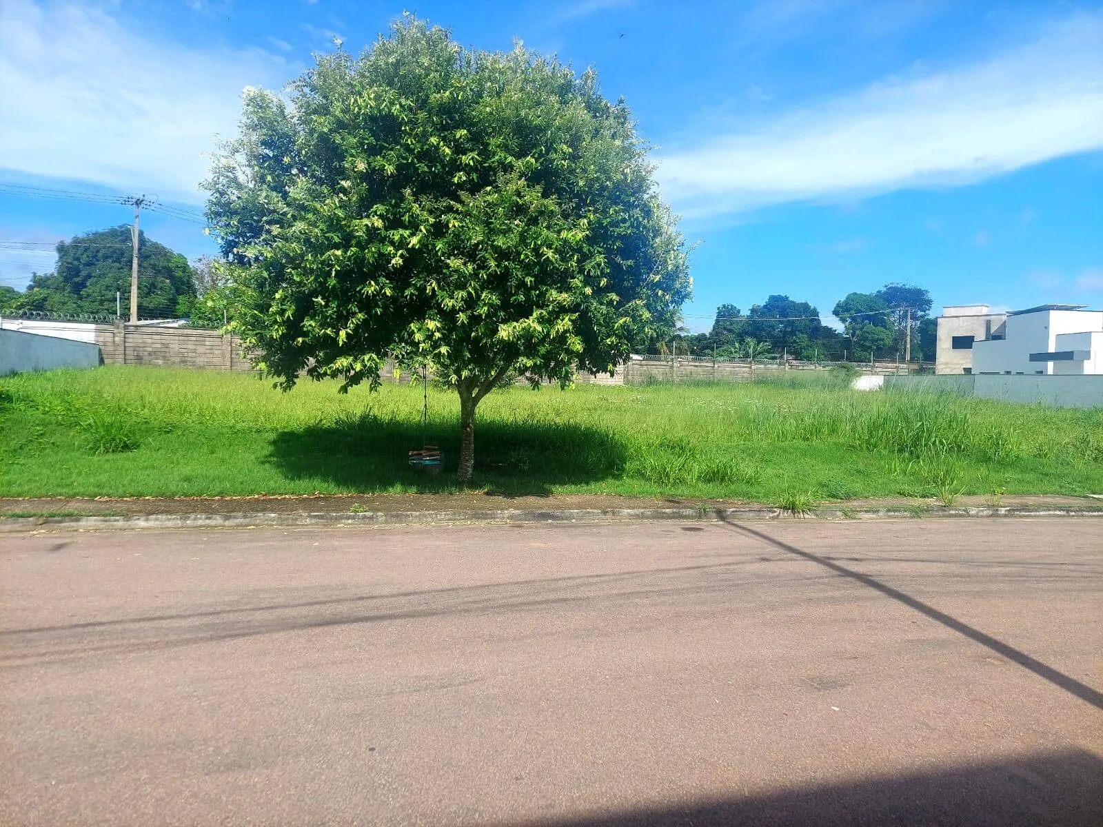 Terreno c/ 721m2 no Condomínio Verana
