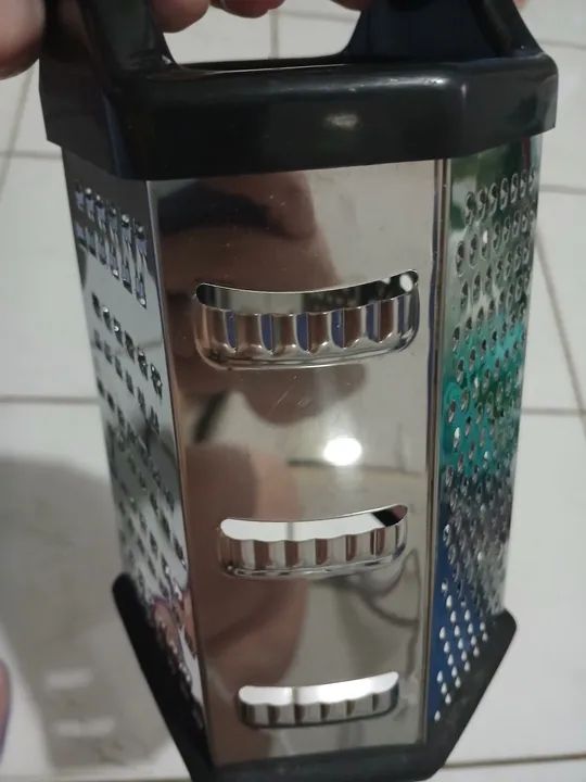 Ralador de Legumes e Queijos 4 em 1 - Foto 4