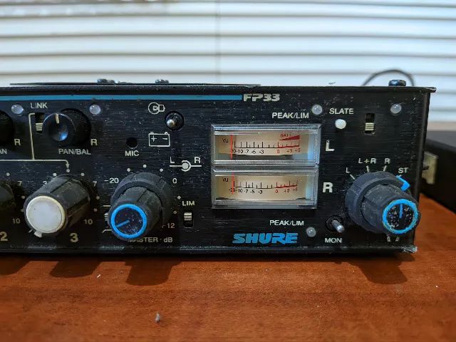Mixer Shure FP33 Portátil Estéreo (3 Canais) - Equipamentos e