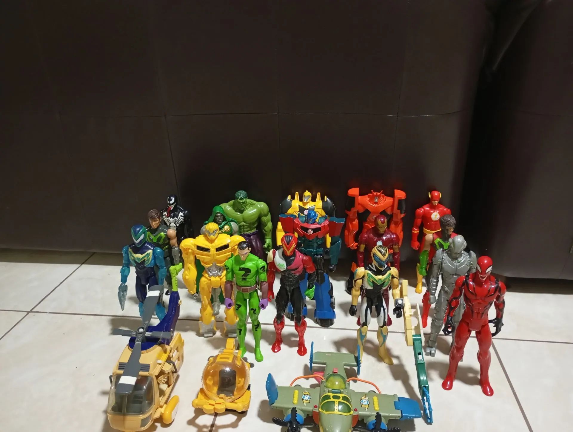 Bonecos de ação - Heróis Marvel e DC - Foto 3