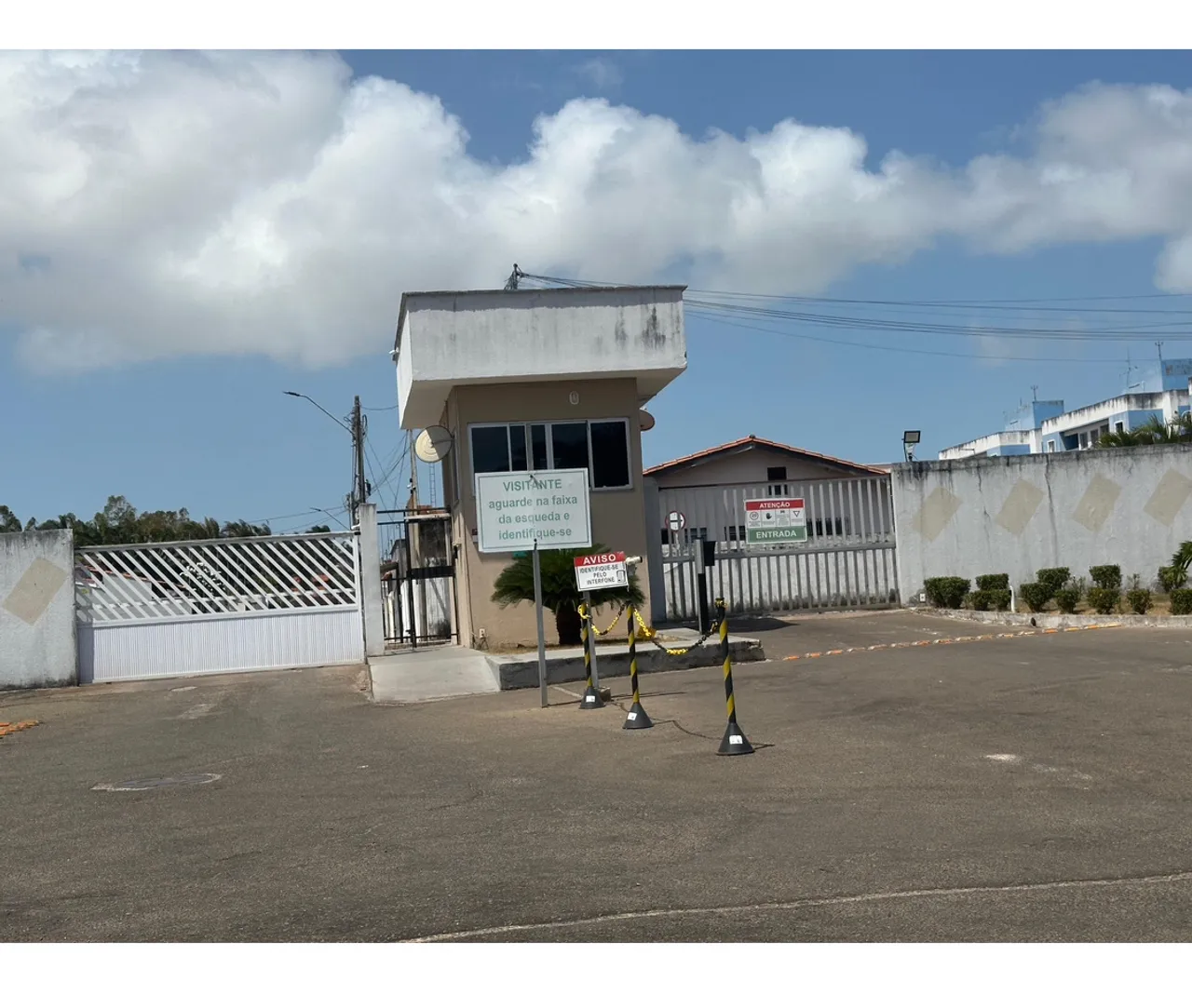 ALUGO ou VENDO CASA Cond. Residencial Turu