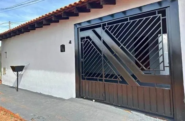 Vendo casa no riacho fundo 2