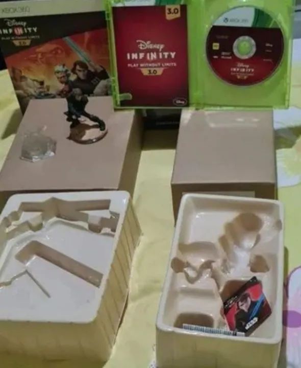 DISNEY INFINITY 3.0 COM CAIXA BASE MUNDO BONECO  JOGO - Foto 3