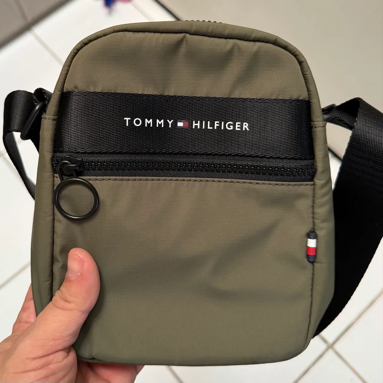 Bolsa Transversal Tommy Hilfiger Masculina Verde Oliva