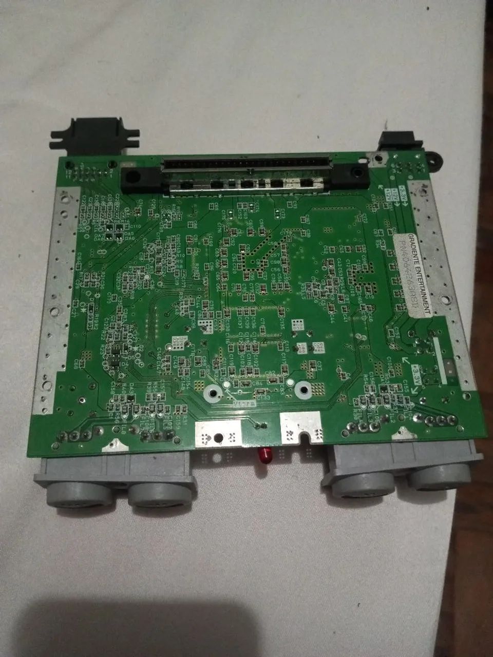 **PraSair** Placa - Nintendo 64 (Nus cpu M 02) 1997, liga e não da imagem - Foto 2