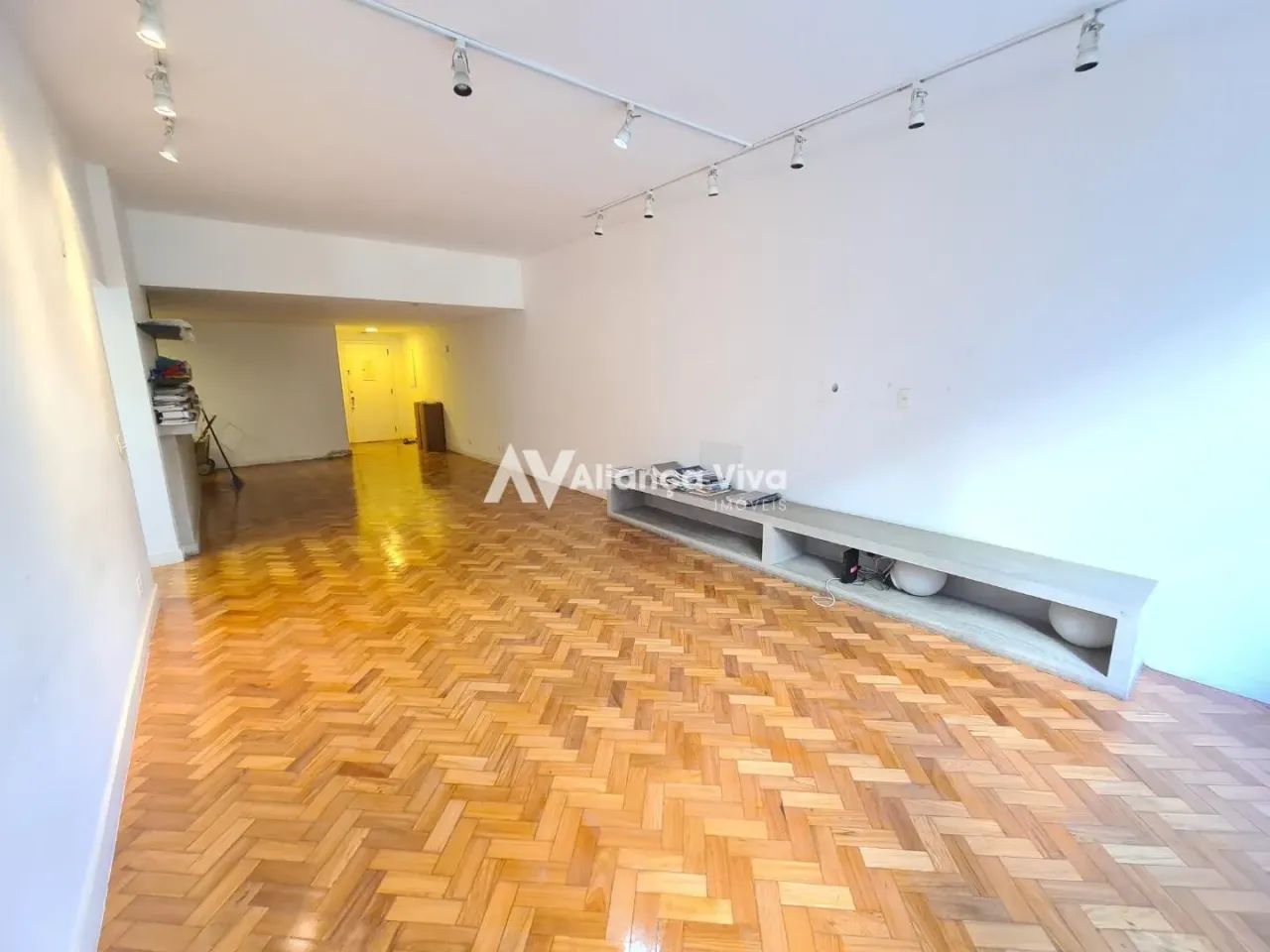 Copacabana | Apartamento 3 quartos, sendo 2 suites - Foto 3