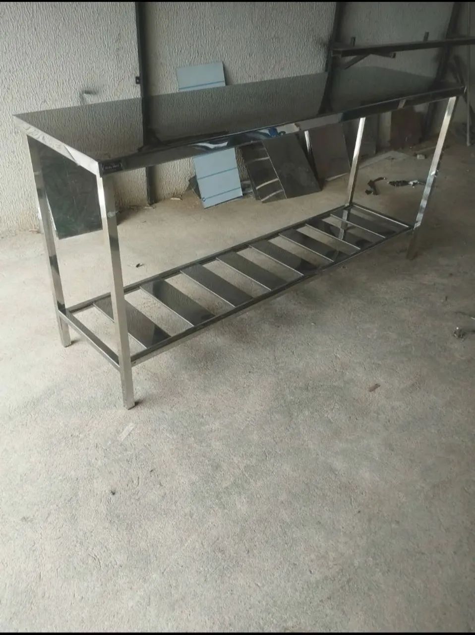 Mesa totalmente em aço inox  - Foto 4