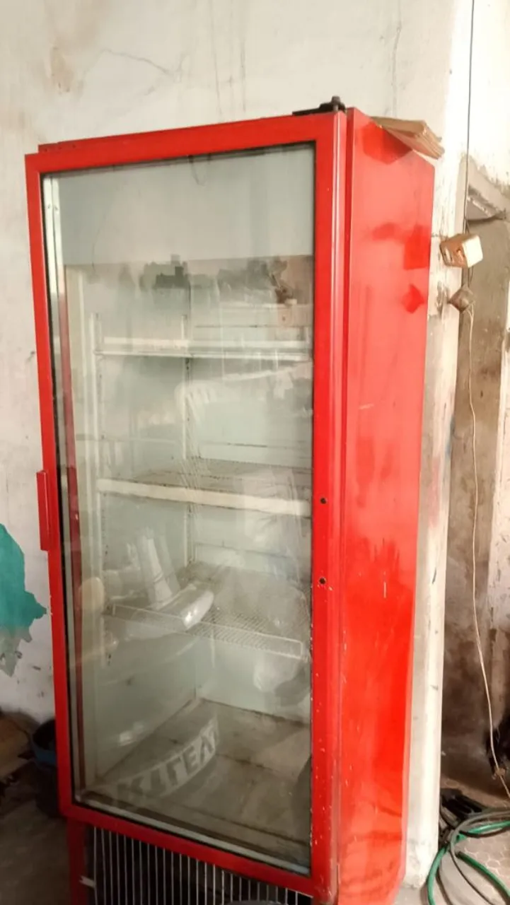 Expositor Refrigerado Vermelho