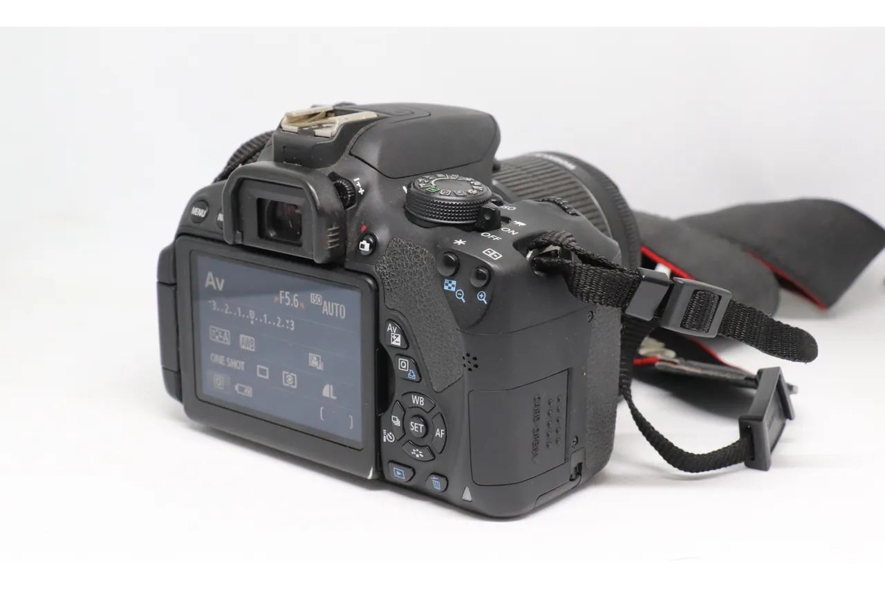 URGENTE - Camera Canon Eos Rebel T5i + 18-55 + 1 Baterias - Foto 2